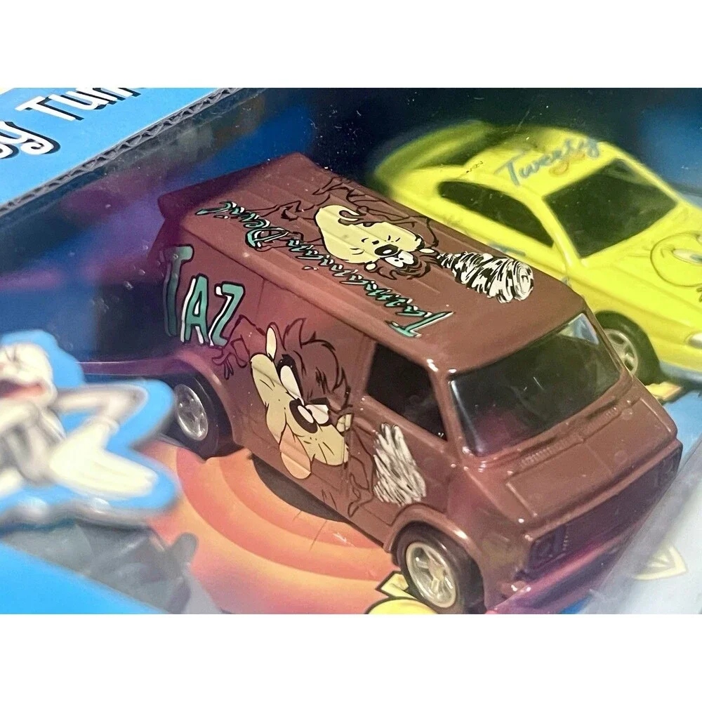 Vintage 2002 Racing Champions Looney Tunes 3 Car Set Bugs Bunny Taz Tweety NEW